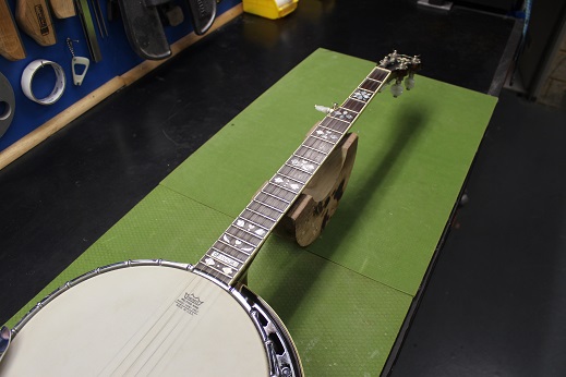 HTS Banjo Spike Install